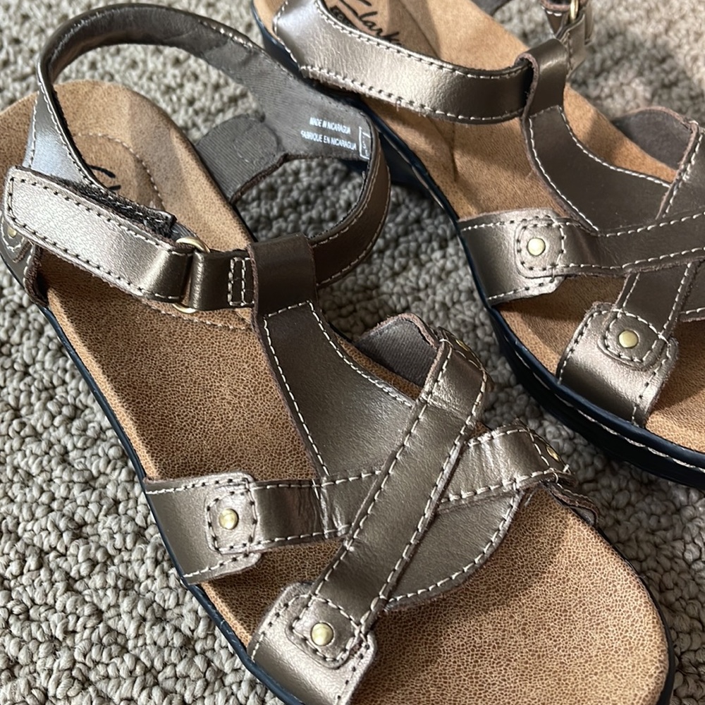 Clark’s Women’s Sandals - Picture 5 of 5